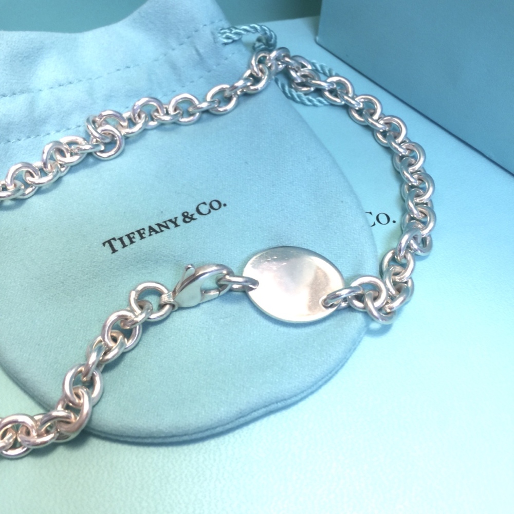 SOLD TIFFANY & CO Oval Tag Necklace✨ - Picture 4 of 7